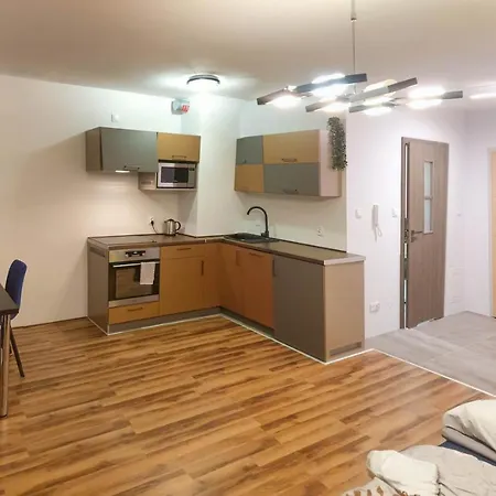 Mini Apartament Kraków PN / Cracow NORTH z parkingiem-2